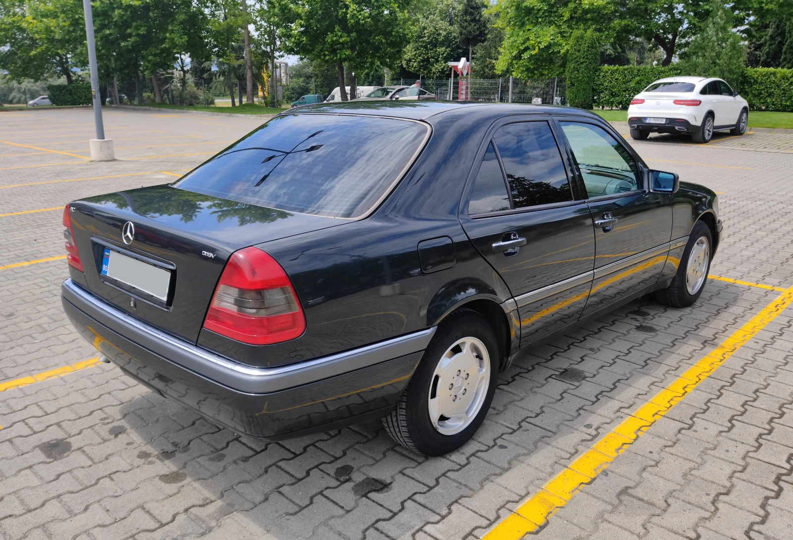 Mercedes-Benz C 220 Elegance, снимка 6 - Автомобили и джипове - 54928377