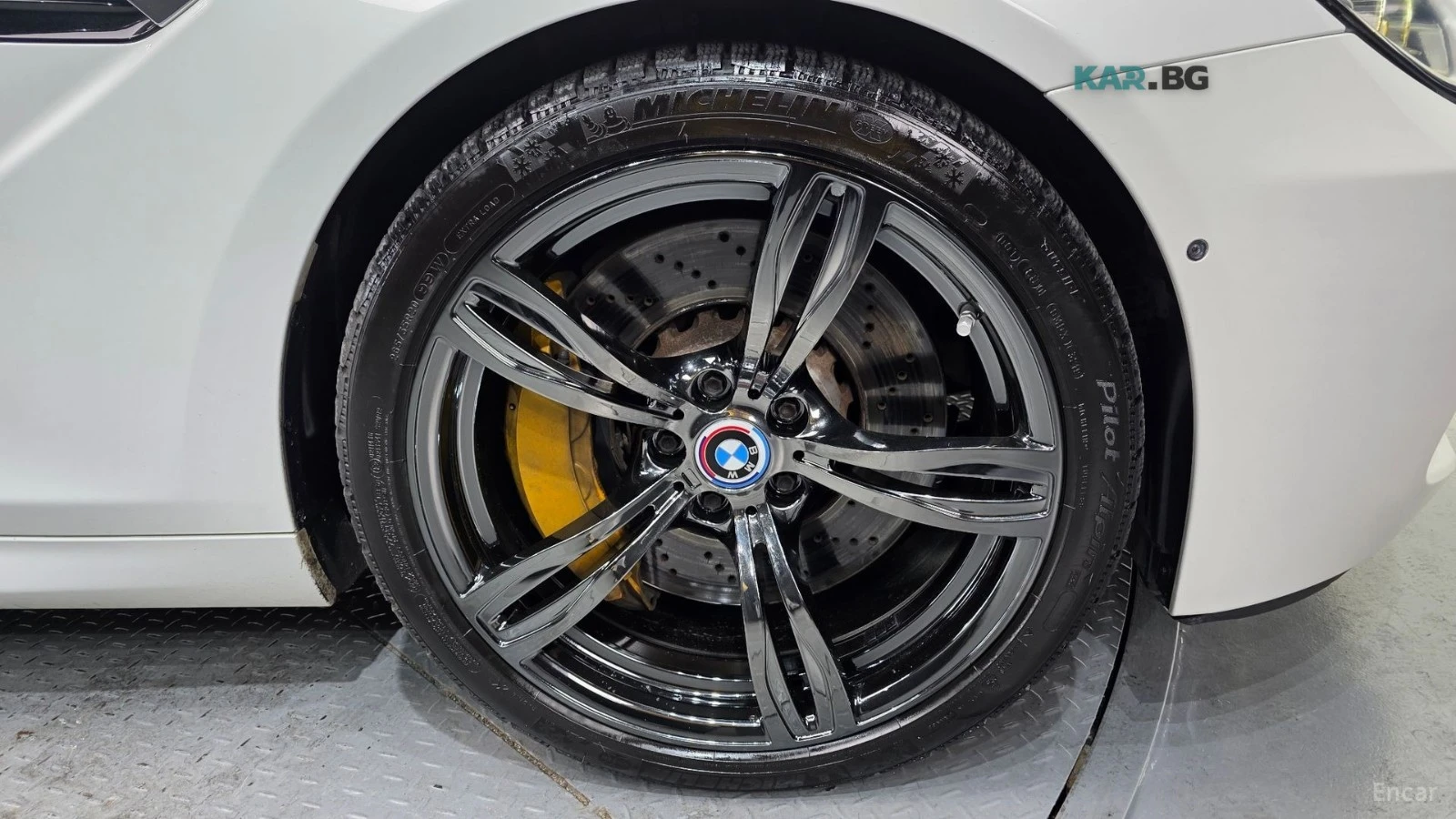 BMW M6 COUPE* BANG&OLUFSEN* ОБДУХВ* ПОДГРЕВИ* 360* HEAD U, снимка 5 - Автомобили и джипове - 54932264