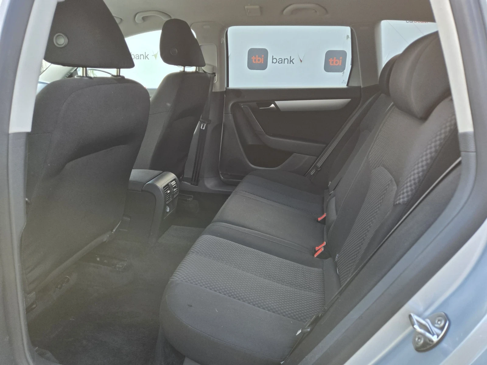 VW Passat 7= 2.0TDI-140кс= 6ск= НАВИ= АВТОПИЛОТ, снимка 9 - Автомобили и джипове - 55224544