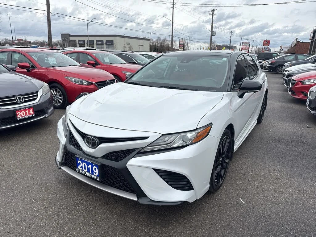 Toyota Camry XSE* SPORT PKG* ПОДГРЕВ* DISTR* PANO* EЛ. СЕДАЛКИ, снимка 2 - Автомобили и джипове - 55443942
