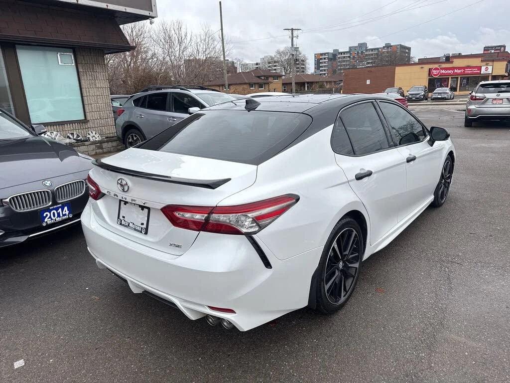 Toyota Camry XSE* SPORT PKG* ПОДГРЕВ* DISTR* PANO* EЛ. СЕДАЛКИ, снимка 3 - Автомобили и джипове - 55443942