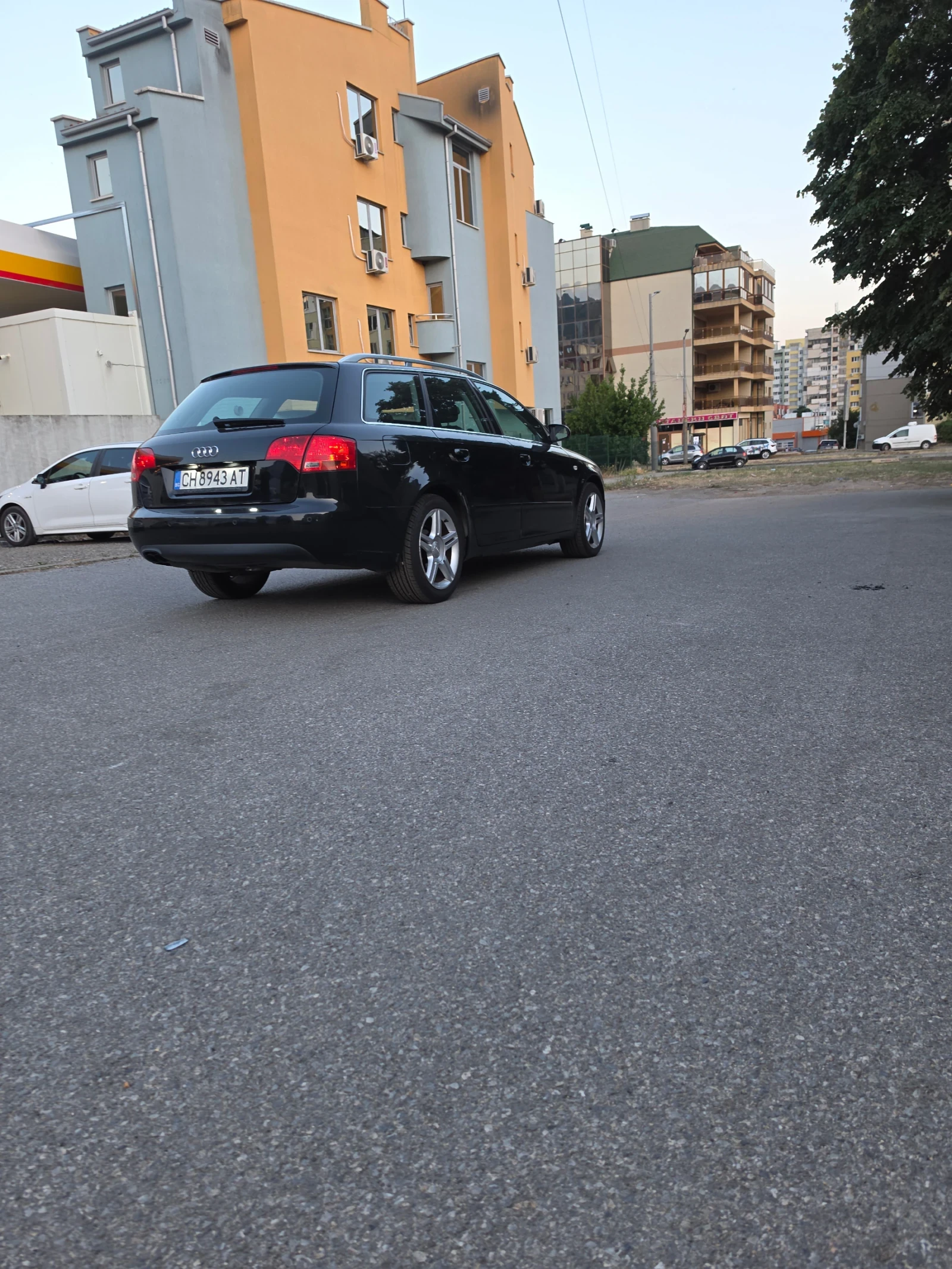Audi A4, снимка 3 - Автомобили и джипове - 55450142