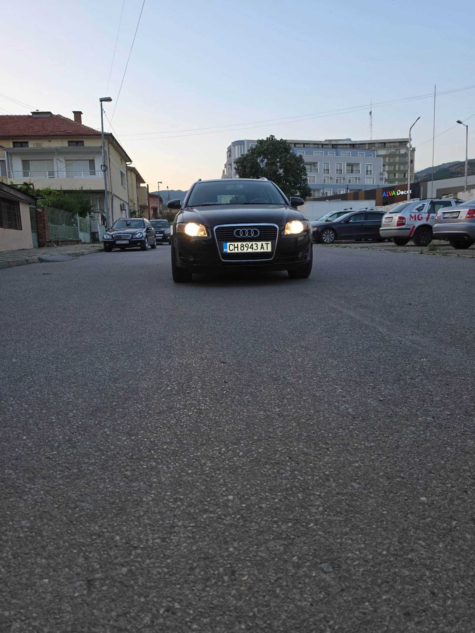 Audi A4, снимка 2 - Автомобили и джипове - 55450142