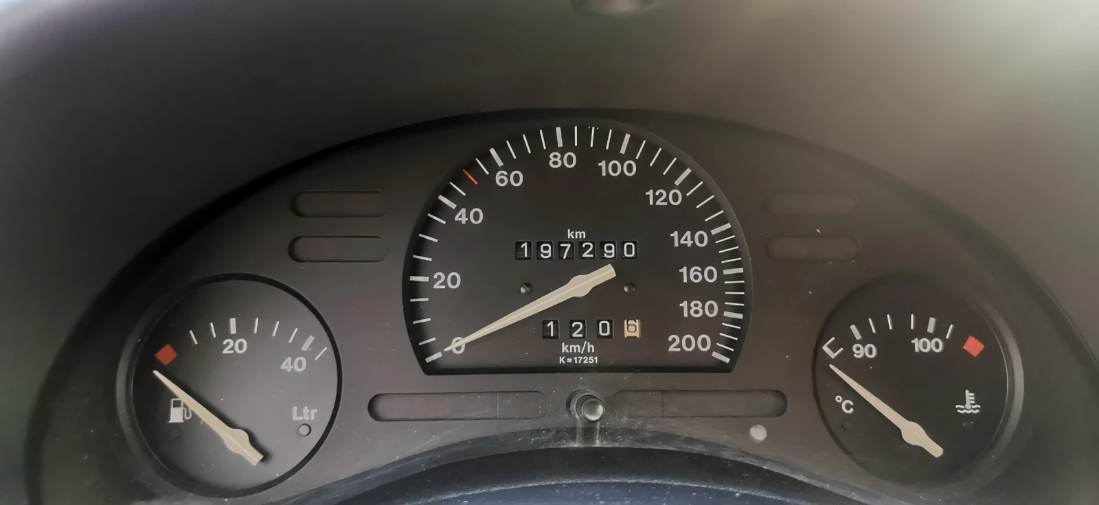 Opel Corsa 1.0 12V, снимка 3 - Автомобили и джипове - 56243849