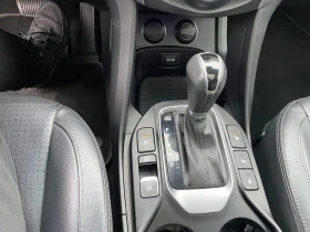 Hyundai Santa fe  2.2CRDI-AUTOMAT-4x4PANORAMA 7 места И ПАНОРАМА, снимка 16