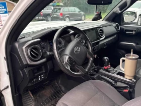 Toyota Tacoma * 4WD Double Cab V6* АВТОКРЕДИТ БЕЗ ПЪРВОНАЧАЛНА* , снимка 5