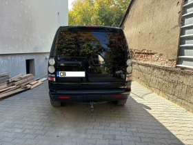     Land Rover Discovery Black Edition