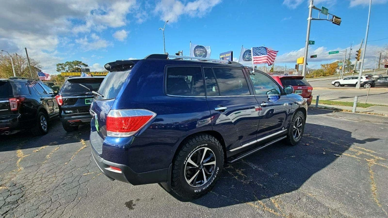 Toyota Highlander LIMITED EDITION КРАЙНА ЦЕНА, снимка 3 - Автомобили и джипове - 48295469