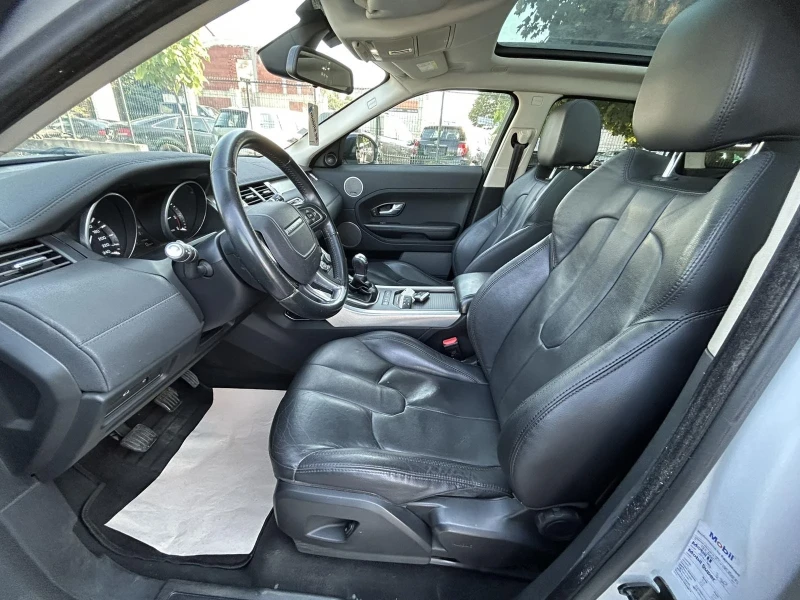 Land Rover Range Rover Evoque 2.2TDi/NAVI/4x4/EURO 5/150k.c., снимка 9 - Автомобили и джипове - 51131692