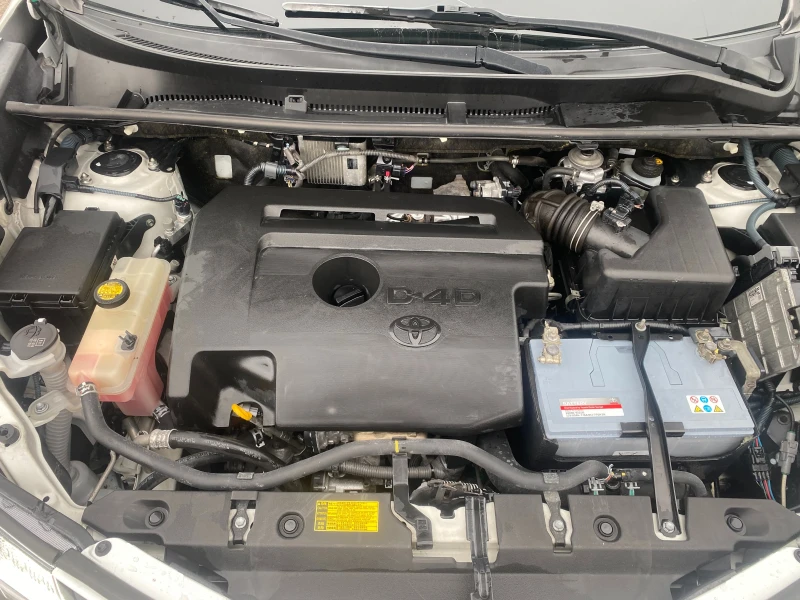 Toyota Rav4 2.0D4D 124к.с Перфектен, снимка 15 - Автомобили и джипове - 53177529