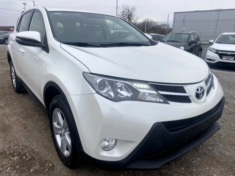 Toyota Rav4 2.0D4D 124к.с Перфектен, снимка 6 - Автомобили и джипове - 53177529