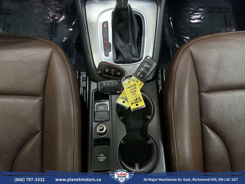 Audi Q3 Audi Q3 2.0T quattro* АвтоКредит* (Цена до БГ) , снимка 15 - Автомобили и джипове - 53373927