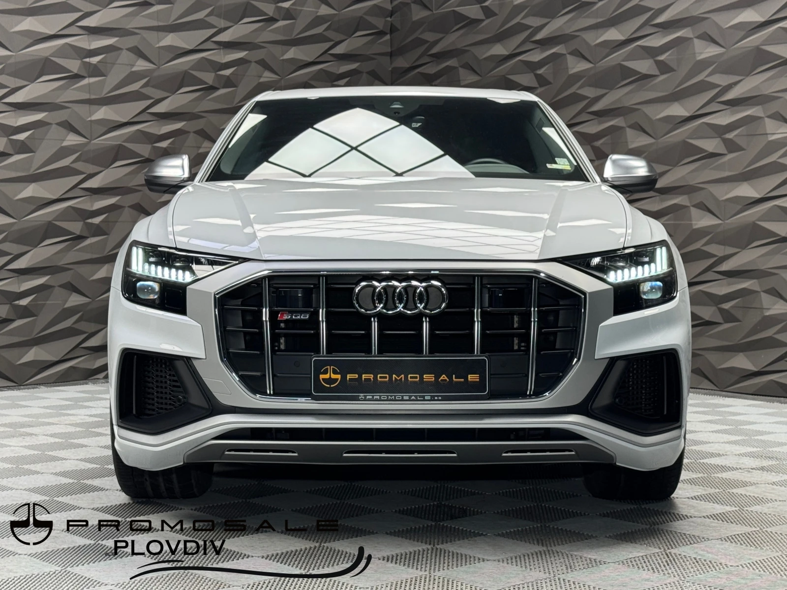 Audi SQ8 Quattro B&O* Подгрев* Pano* Camera - изображение 2