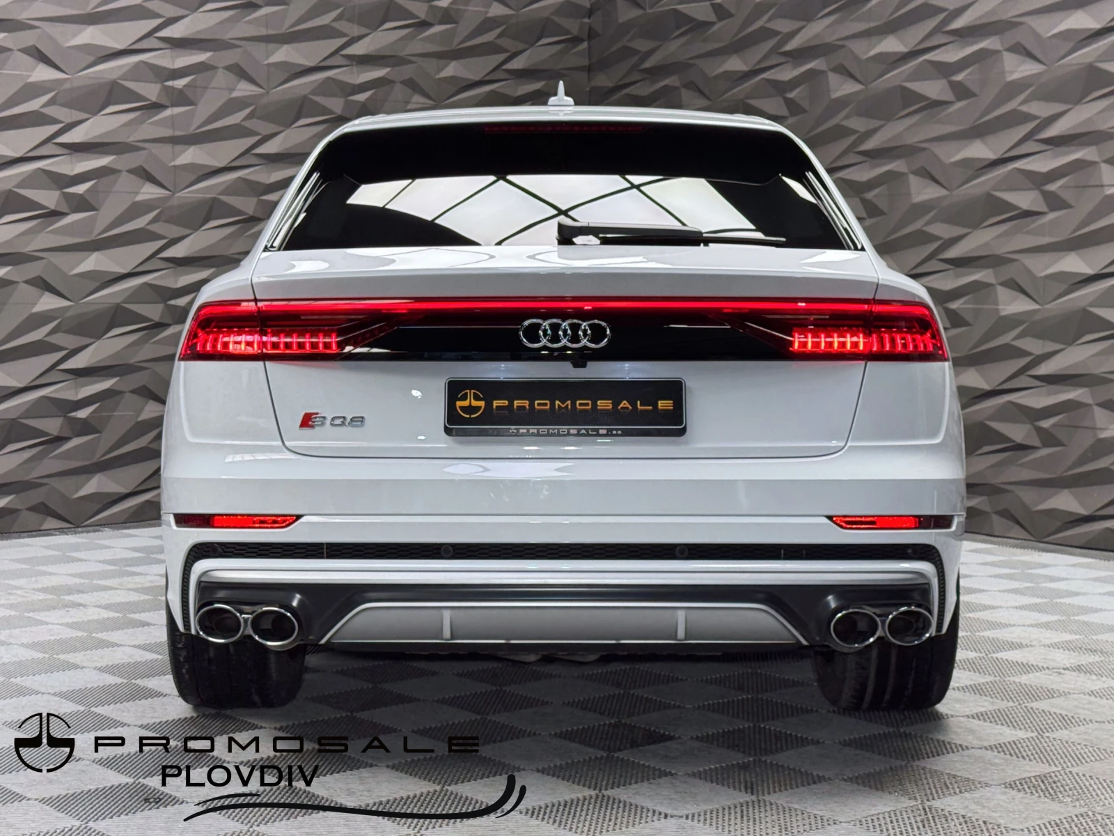 Audi SQ8 Quattro B&O* Подгрев* Pano* Camera - изображение 4