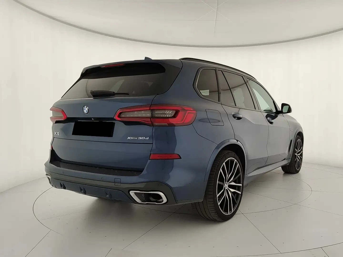 BMW X5 3.0d xDrive M-Pack - изображение 2