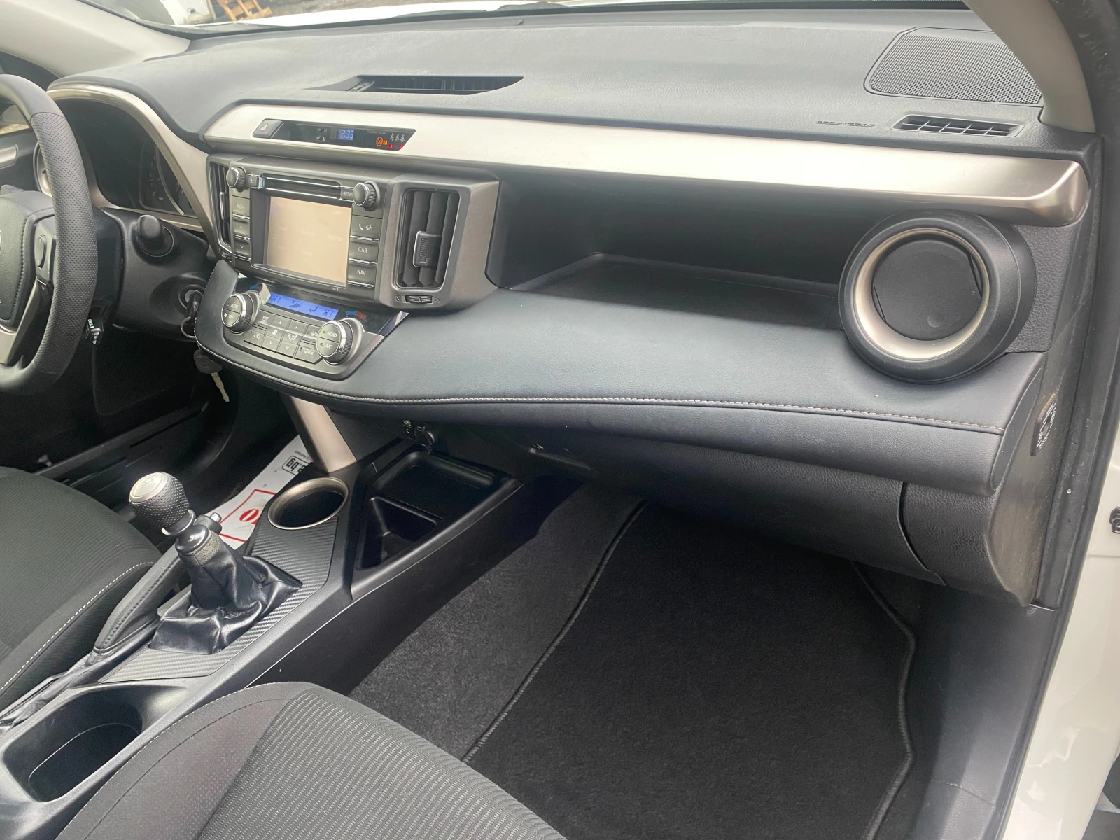 Toyota Rav4 2.0D4D 124�.� ��������� | Mobile.bg � ����������� 9