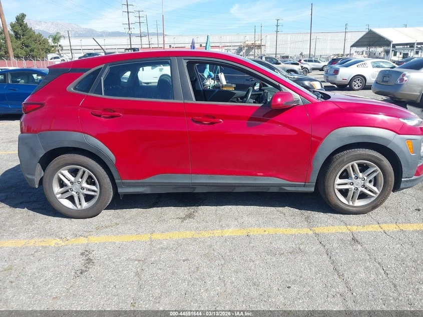 Hyundai Kona 2.0l Se, снимка 13 - Автомобили и джипове - 53918844