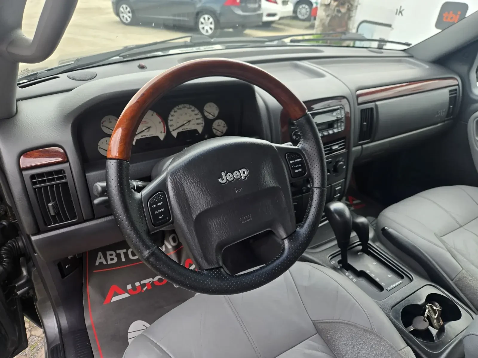 Jeep Grand cherokee 2.7CRDI-163кс= АВТОМАТ= OVERLAND= ИТАЛИЯ, снимка 8 - Автомобили и джипове - 54083747