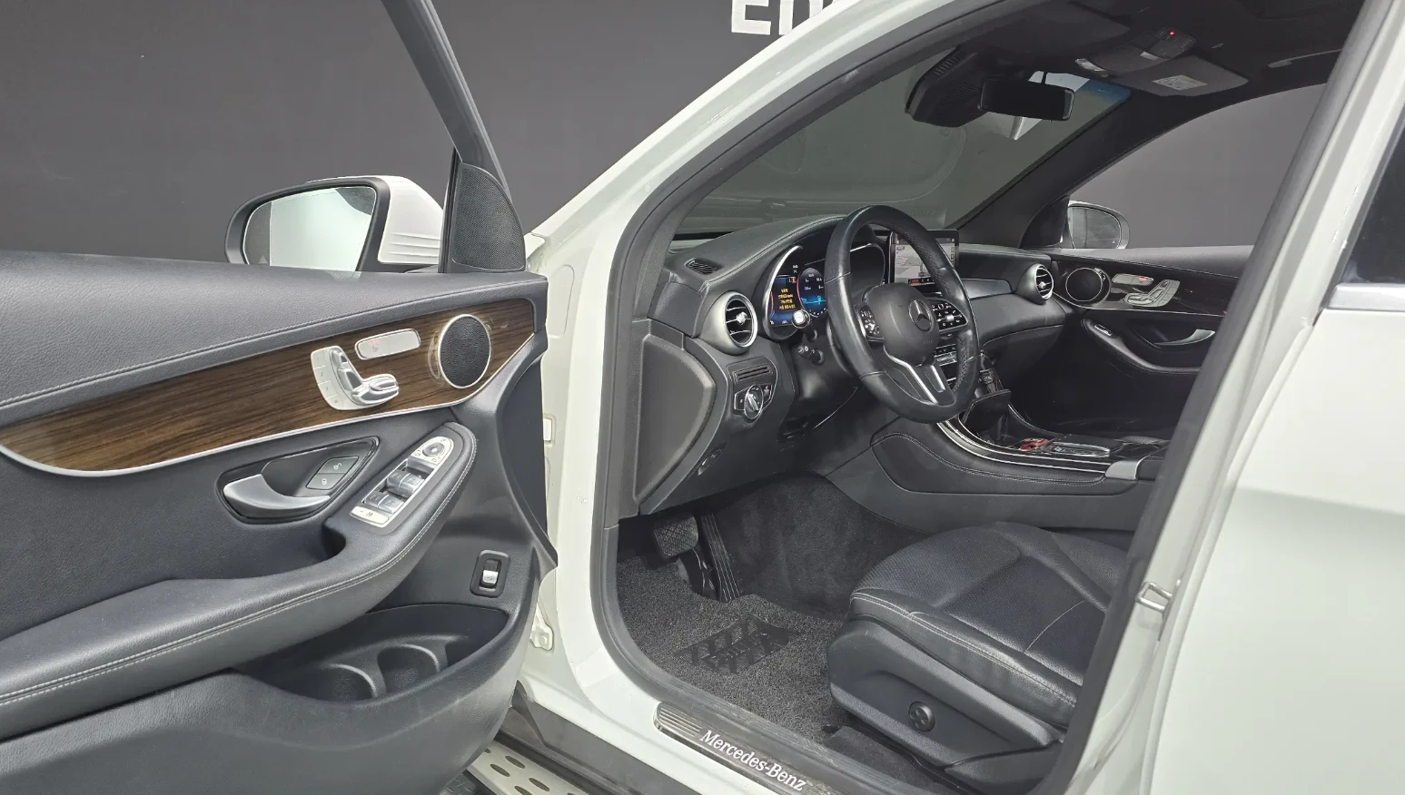 Mercedes-Benz GLC HEAD UP, снимка 12 - Автомобили и джипове - 54428423