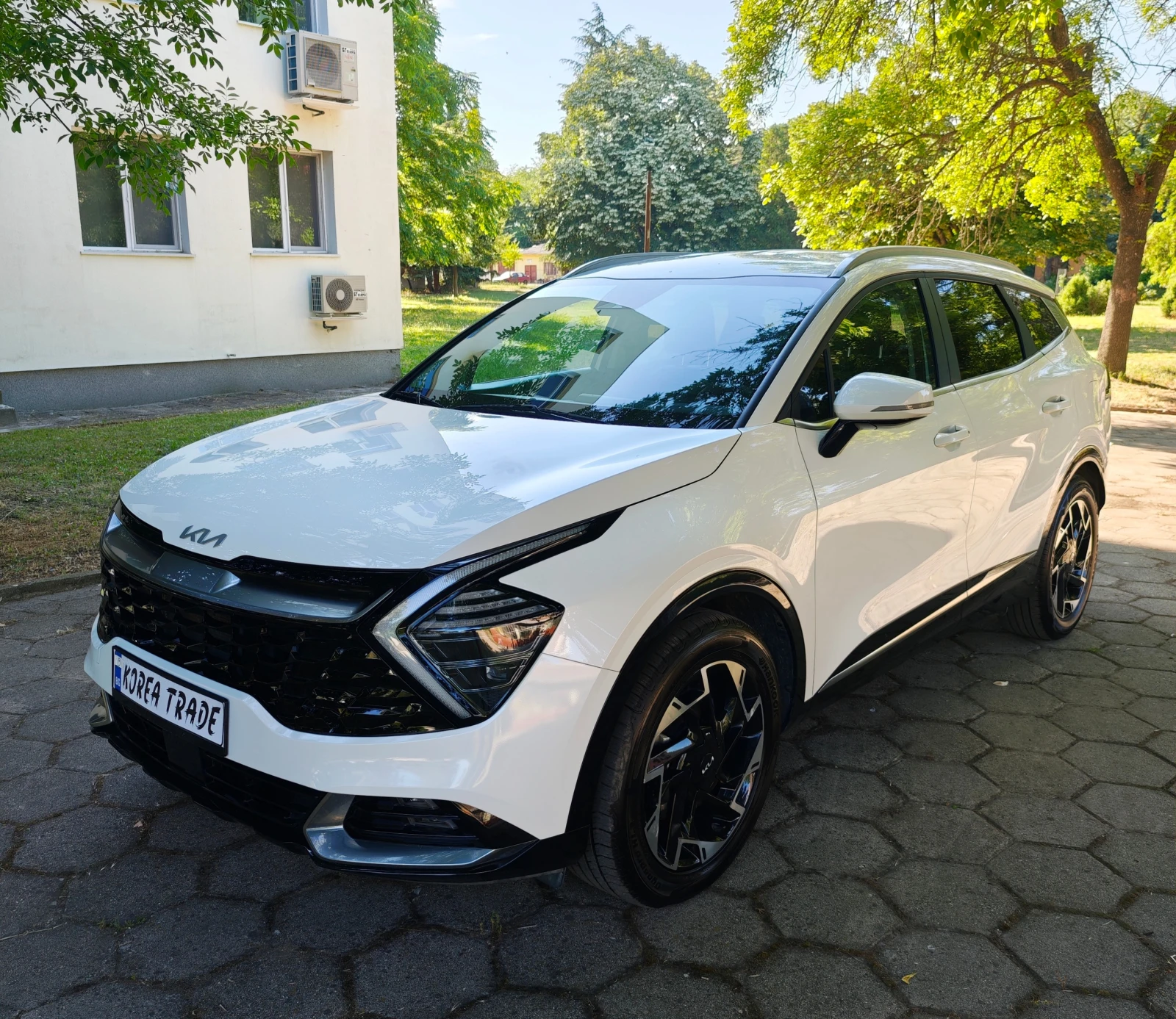 Kia Sportage 2.0 CRDI, снимка 8 - Автомобили и джипове - 54845541