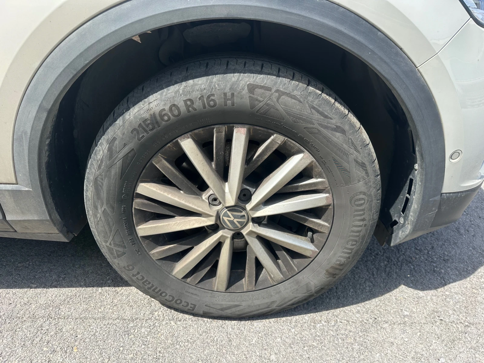 VW T-Roc 2.0 tdi 150 k.c., снимка 8 - Автомобили и джипове - 54602825