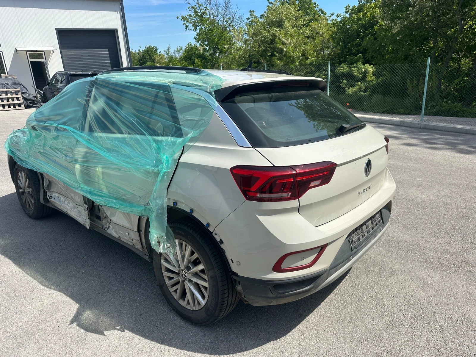 VW T-Roc 2.0 tdi 150 k.c., снимка 5 - Автомобили и джипове - 54602825