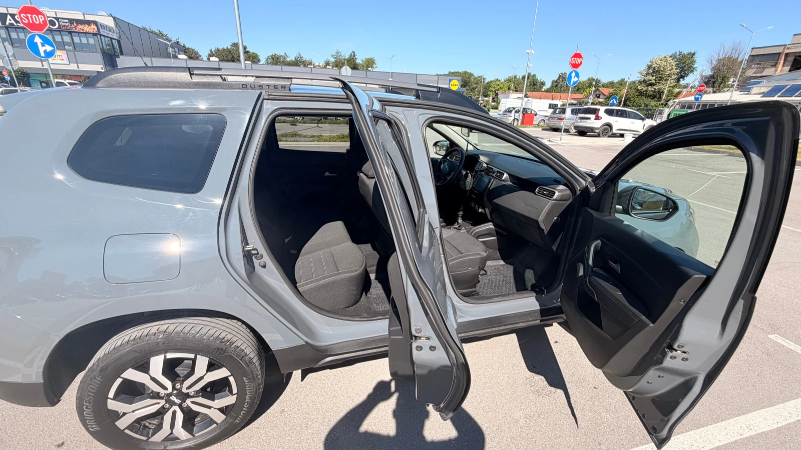 Dacia Duster ECO-G, снимка 7 - Автомобили и джипове - 54917504