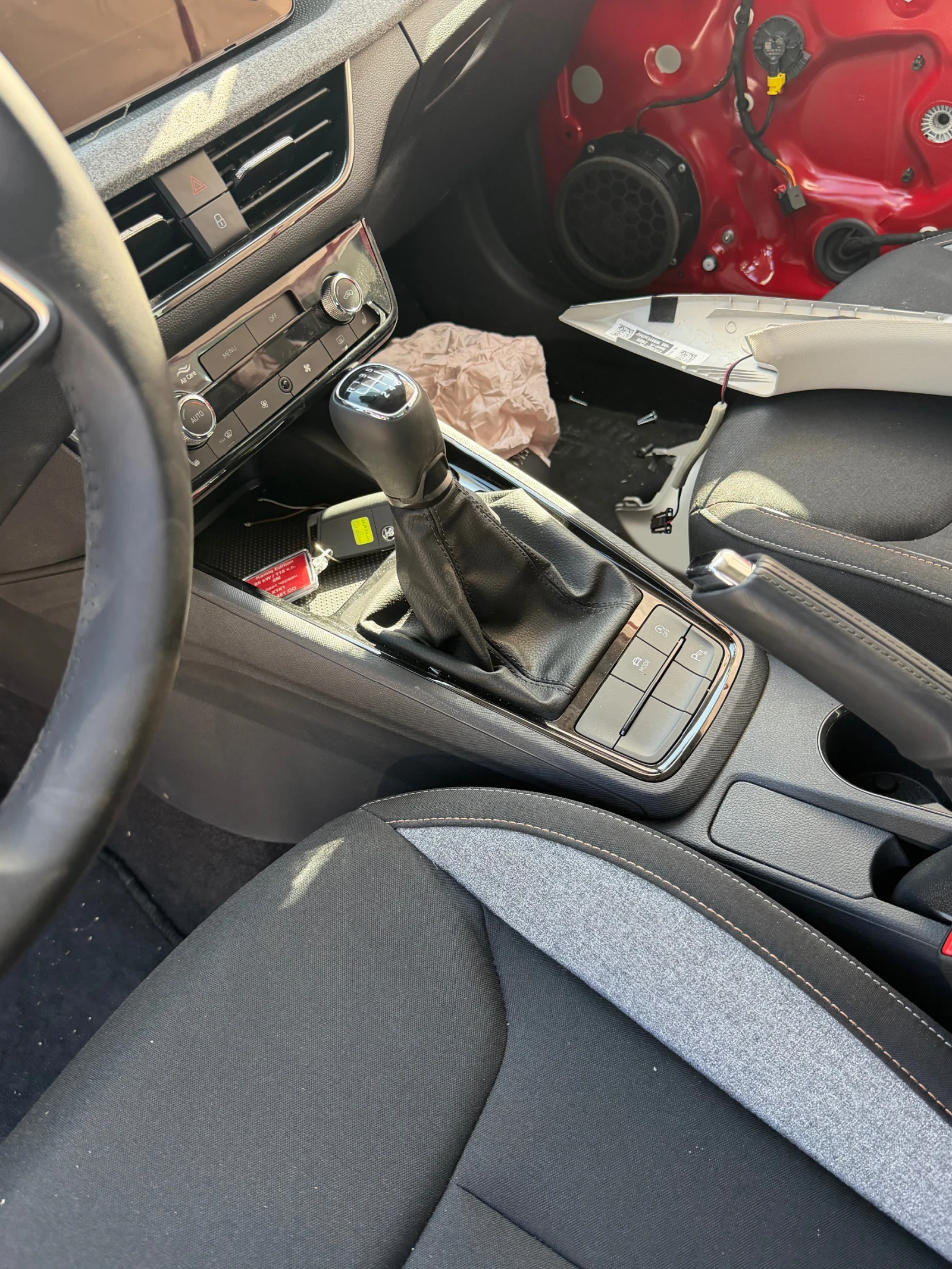 Skoda Kamiq 1.0тфси, снимка 10 - Автомобили и джипове - 55580623
