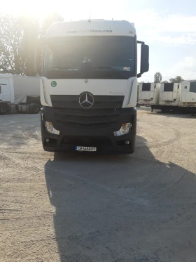 Mercedes-Benz Actros 1943