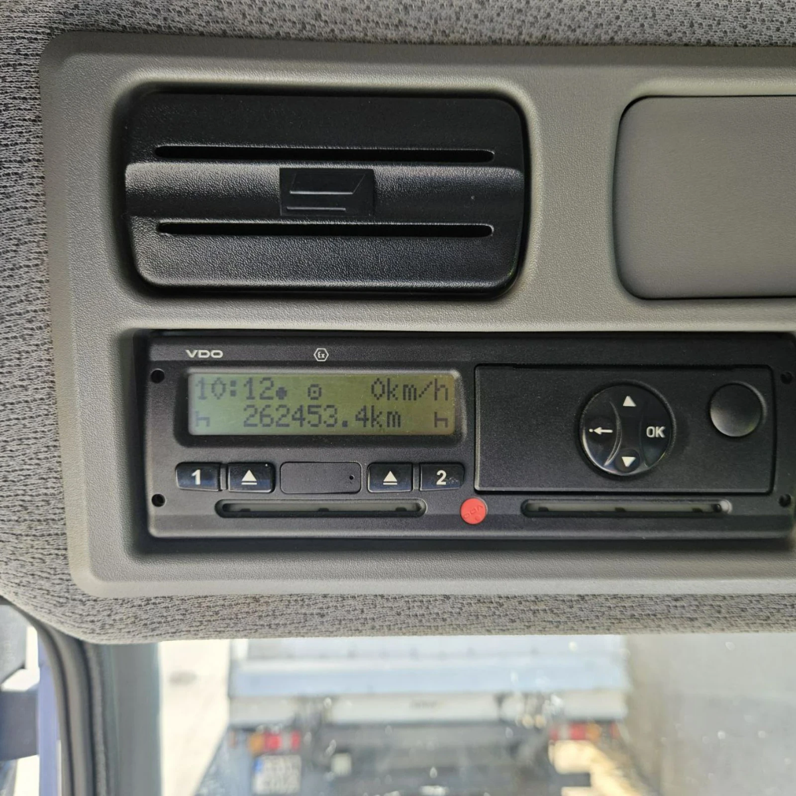 Mercedes-Benz Atego 818 падащ борд, 6.10 дължина фургон  - изображение 5