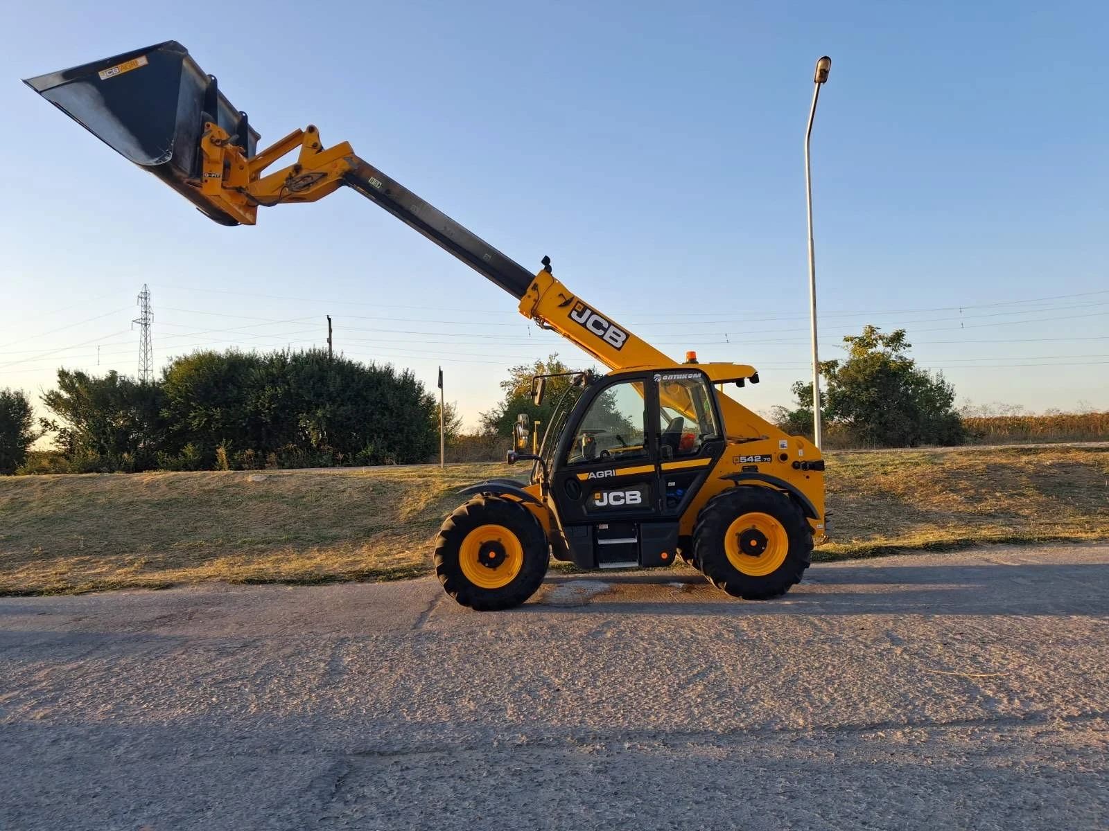 Челен товарач JCB 542.70