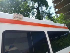 Кемпер Mercedes-Benz Sprinter 312 2.9 TD 122к.с, снимка 16