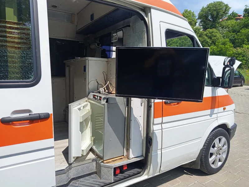 Кемпер Mercedes-Benz Sprinter 312 2.9 TD 122к.с, снимка 12 - Каравани и кемпери - 52998445