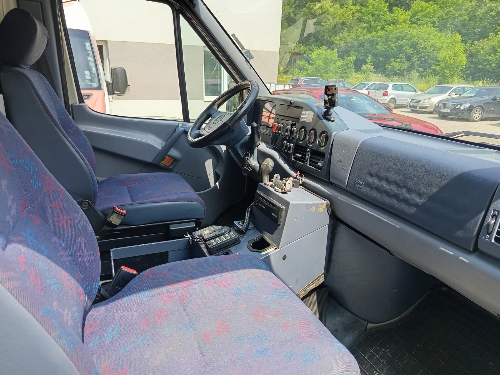 Кемпер Mercedes-Benz Sprinter 312 2.9 TD 122к.с - изображение 4