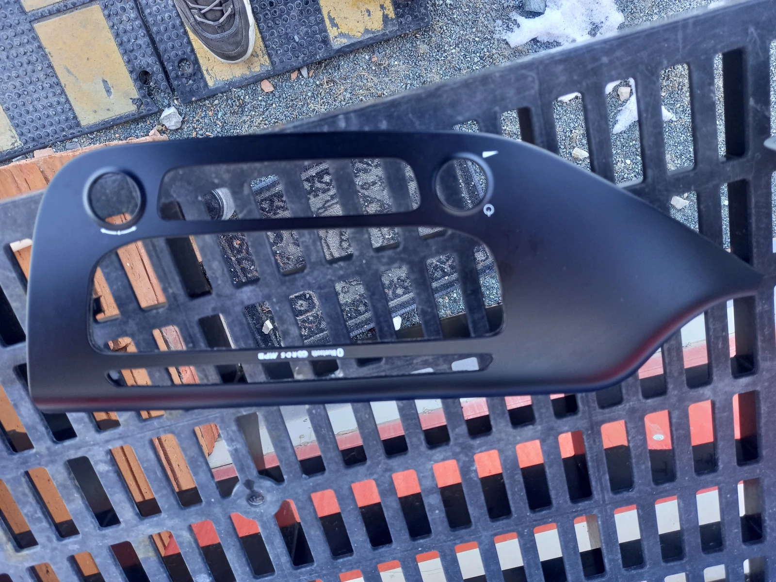       2014 | Mobile.bg   4