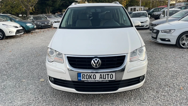 VW Touran 2.0TDI UNITED ЕДИН СОБСТВЕНИК СЕРВИЗНА ИСТОРИЯ, снимка 2 - Автомобили и джипове - 47792097