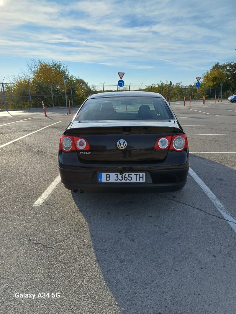 VW Passat B6, снимка 3 - Автомобили и джипове - 47902206