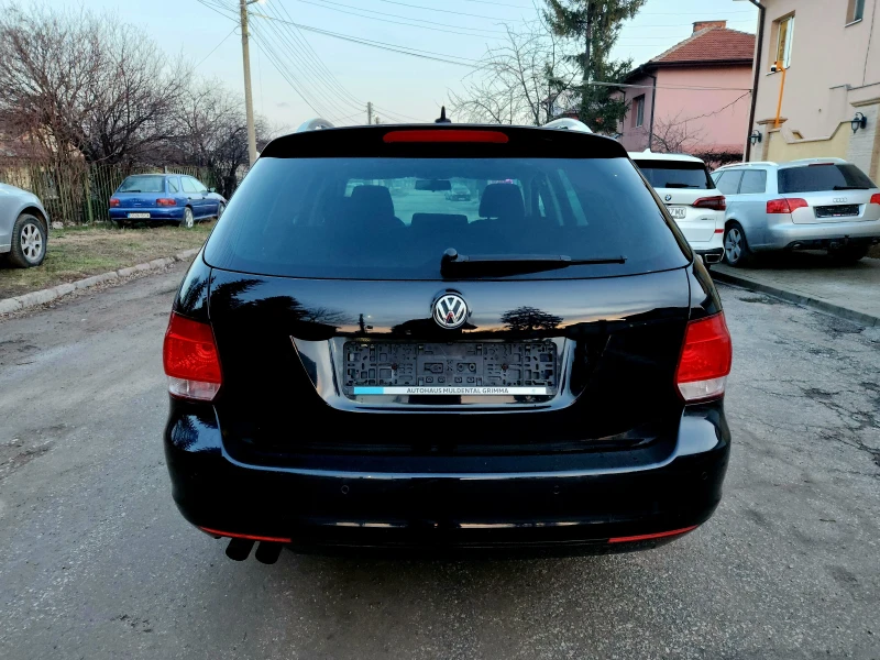 VW Golf 2.0TDI Германия Нави Панорама Алкантара Парктроник, снимка 5 - Автомобили и джипове - 48539266