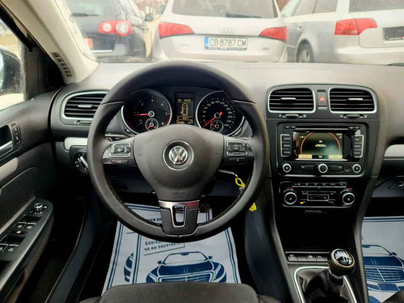 VW Golf 2.0TDI Германия Нави Панорама Алкантара Парктроник, снимка 13 - Автомобили и джипове - 48539266