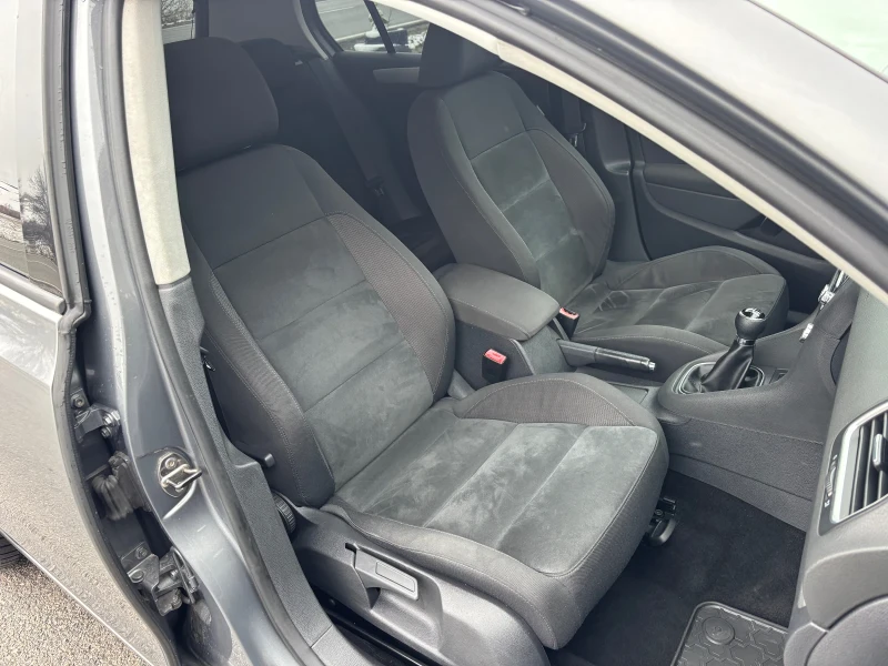 VW Golf 1.4 Tsi Highline, снимка 12 - Автомобили и джипове - 48641979