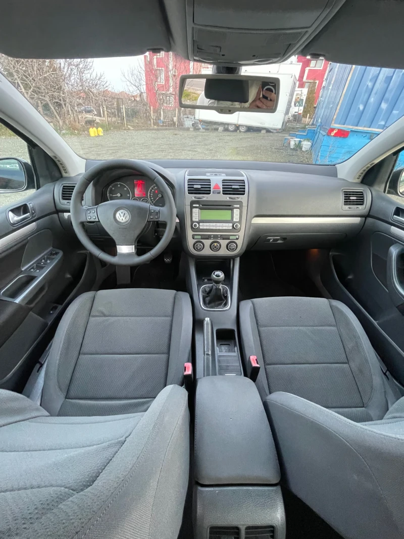 VW Golf 2.0TDI, снимка 8 - Автомобили и джипове - 48900127