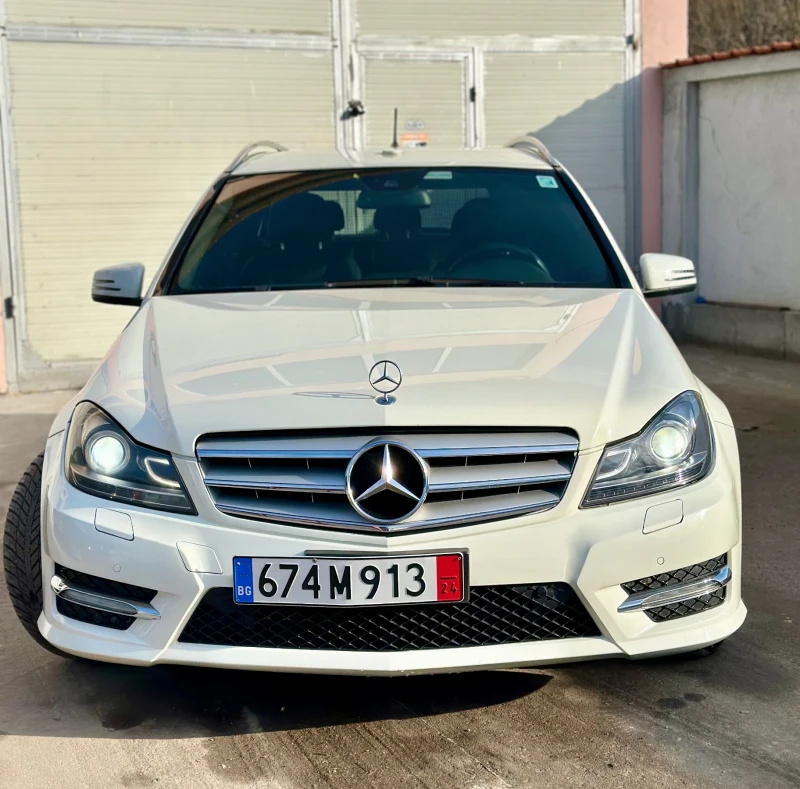 Mercedes-Benz C 220 Avangard, снимка 2 - Автомобили и джипове - 49106182