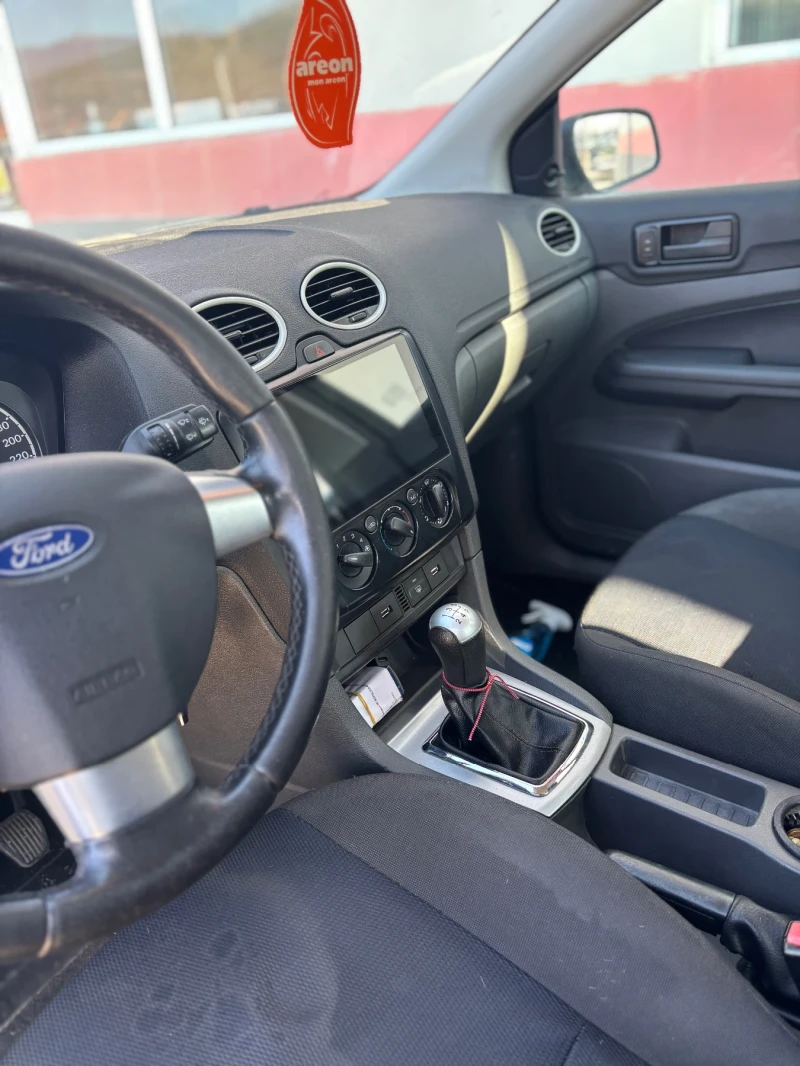 Ford Focus 1.6 TDCi, снимка 4 - Автомобили и джипове - 49362096