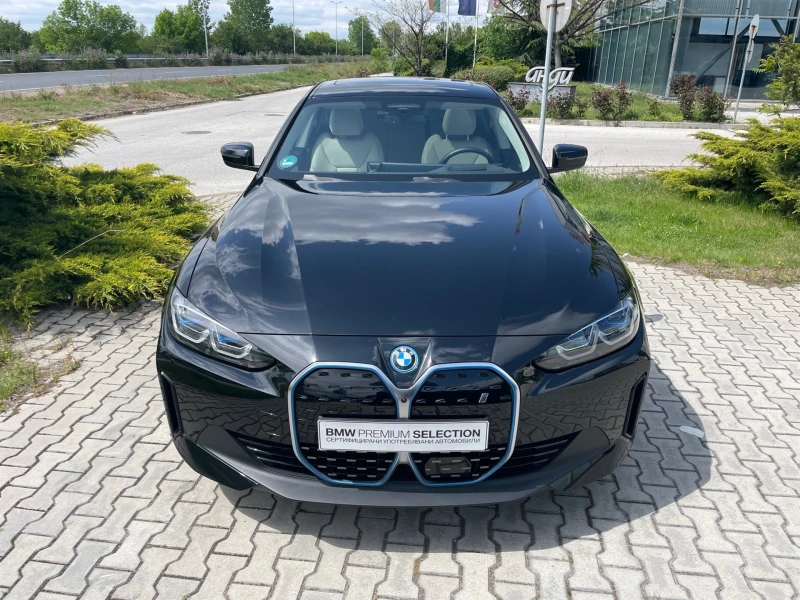 BMW i4 eDrive40 Гран Купе, снимка 8 - Автомобили и джипове - 49677912