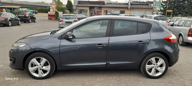 Renault Megane 1, 2i 4цл.Верига.Нави, снимка 8 - Автомобили и джипове - 51276410
