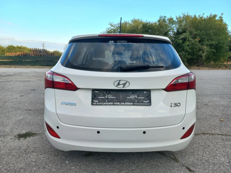 Hyundai I30 1.6 MPI , снимка 6 - Автомобили и джипове - 51946403
