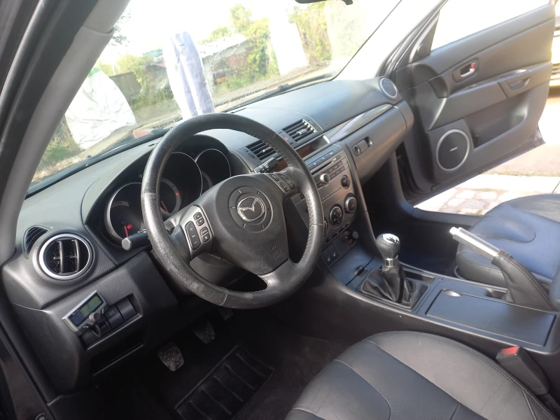 Mazda 3 Mazda 3//2.0i//SPORT//XENON//150к.с., снимка 7 - Автомобили и джипове - 52668794