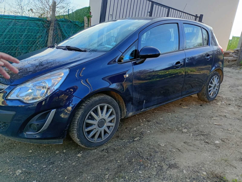 Opel Corsa, снимка 8 - Автомобили и джипове - 52788813