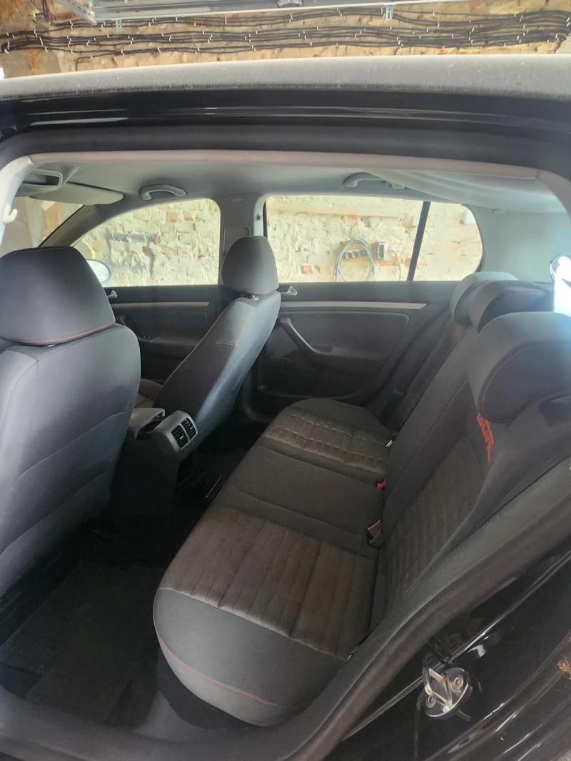 VW Golf 5, снимка 5 - Автомобили и джипове - 52816716