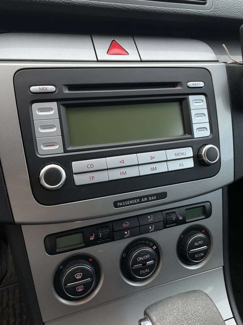 VW Passat, снимка 5 - Автомобили и джипове - 53262873